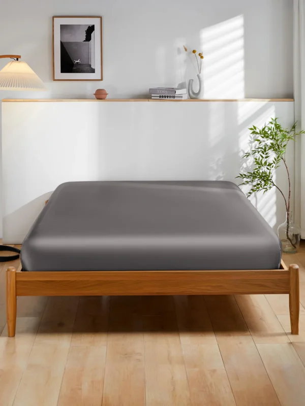 25 Momme Silk Fitted Sheet - Image 8