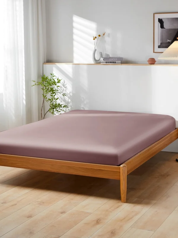 19 Momme Silk Fitted Sheet - Image 10