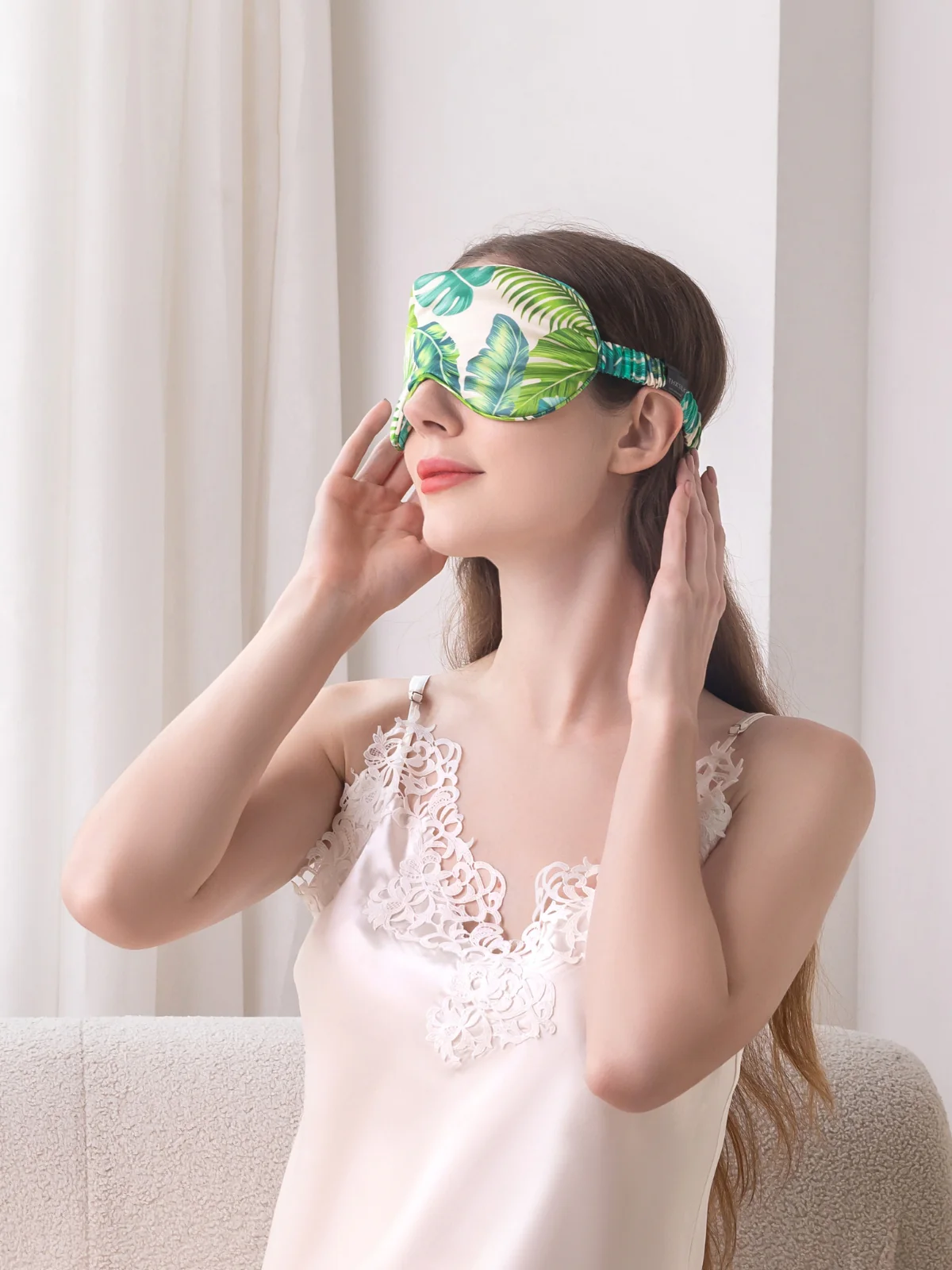 19 Momme Silk Monstera Sleep Eye Mask