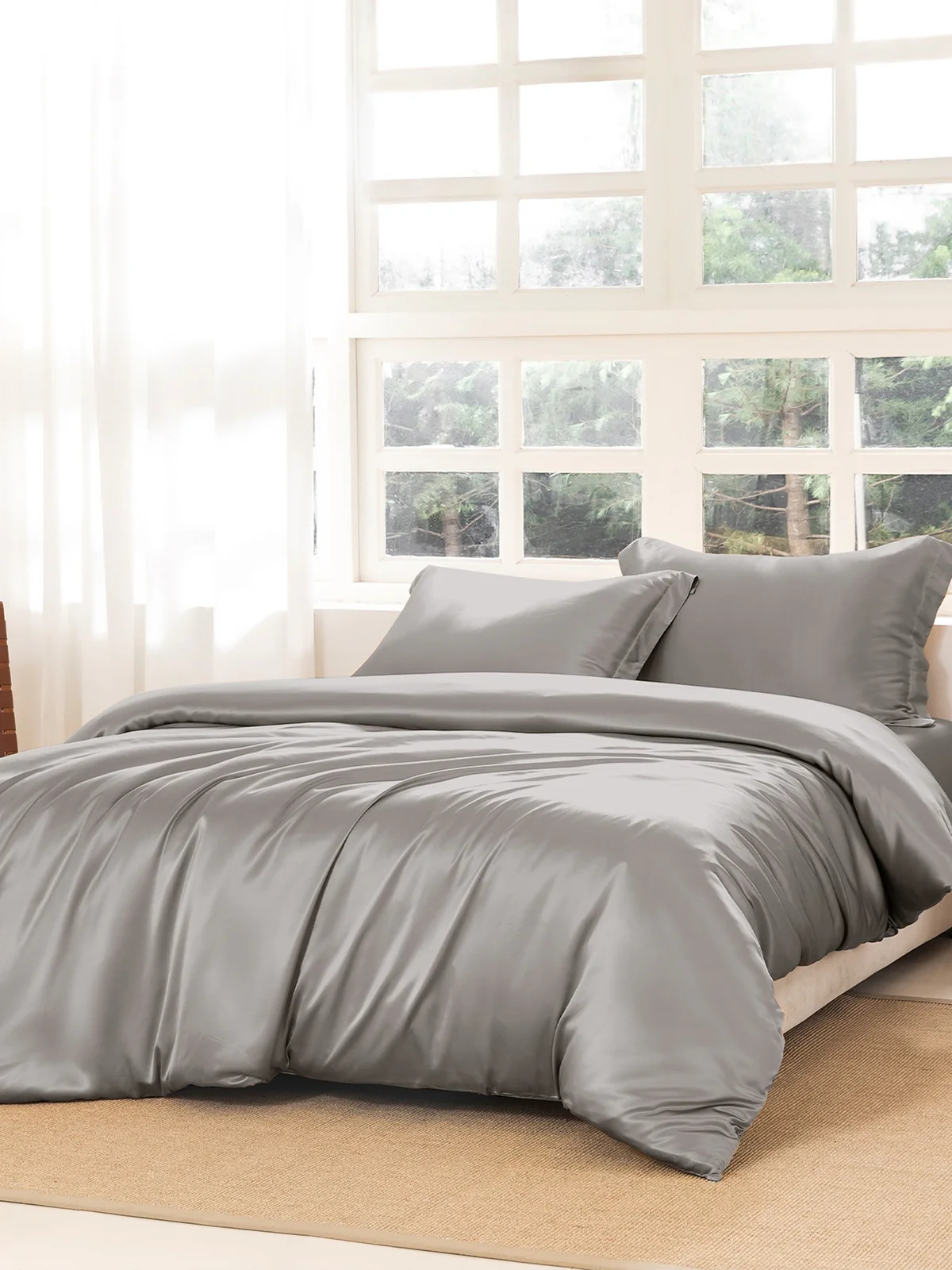 22 Momme Silk Duvet Cover Set (4 Pieces) - Image 4