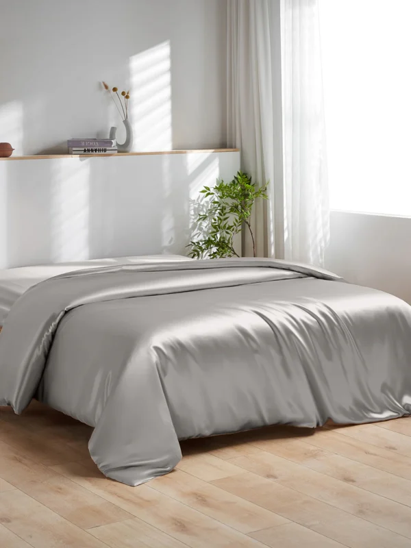 Washable 19 Momme Champagne Silk Duvet Cover - Image 7