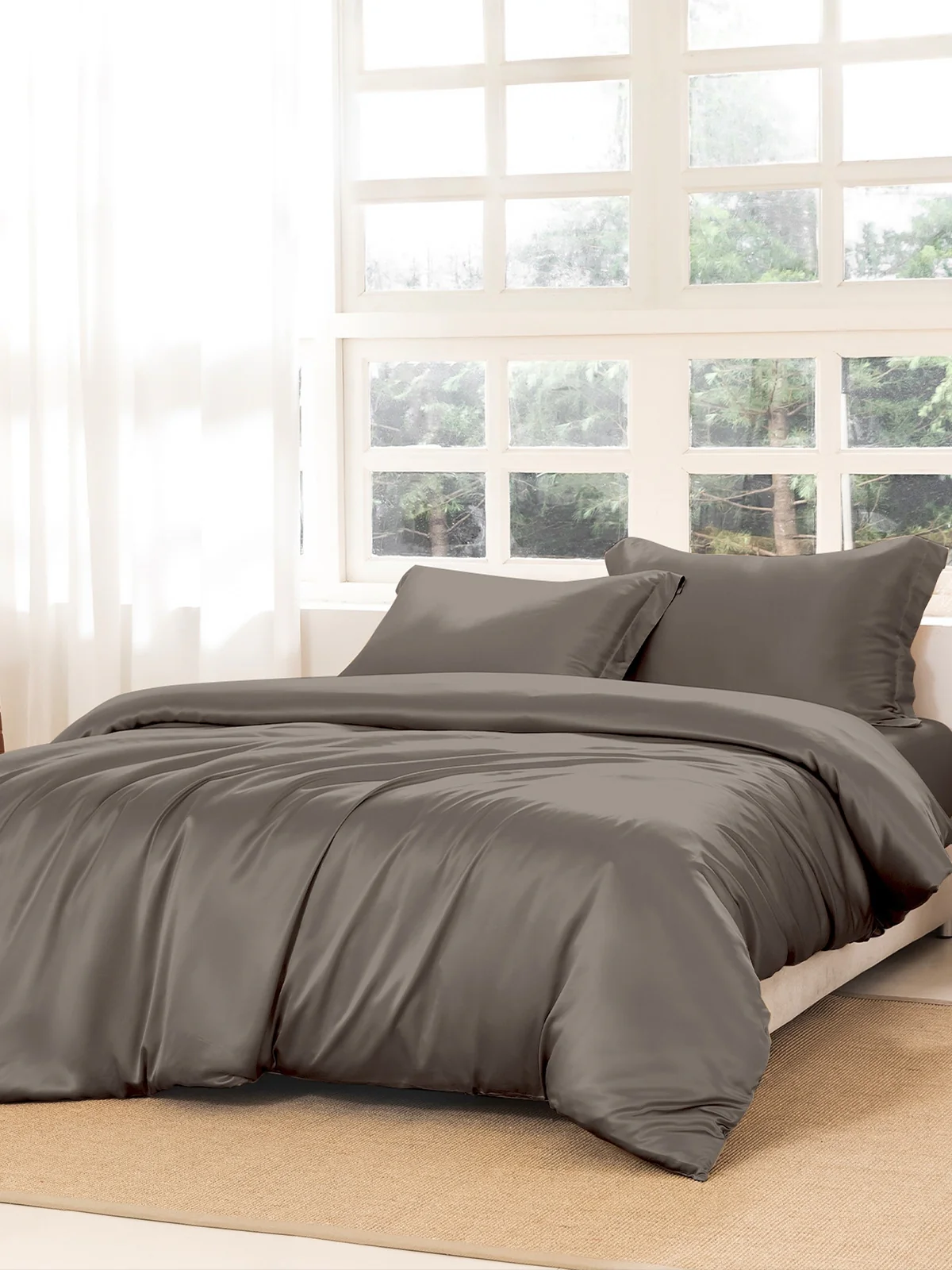 22 Momme Silk Duvet Cover Set (4 Pieces) - Image 6